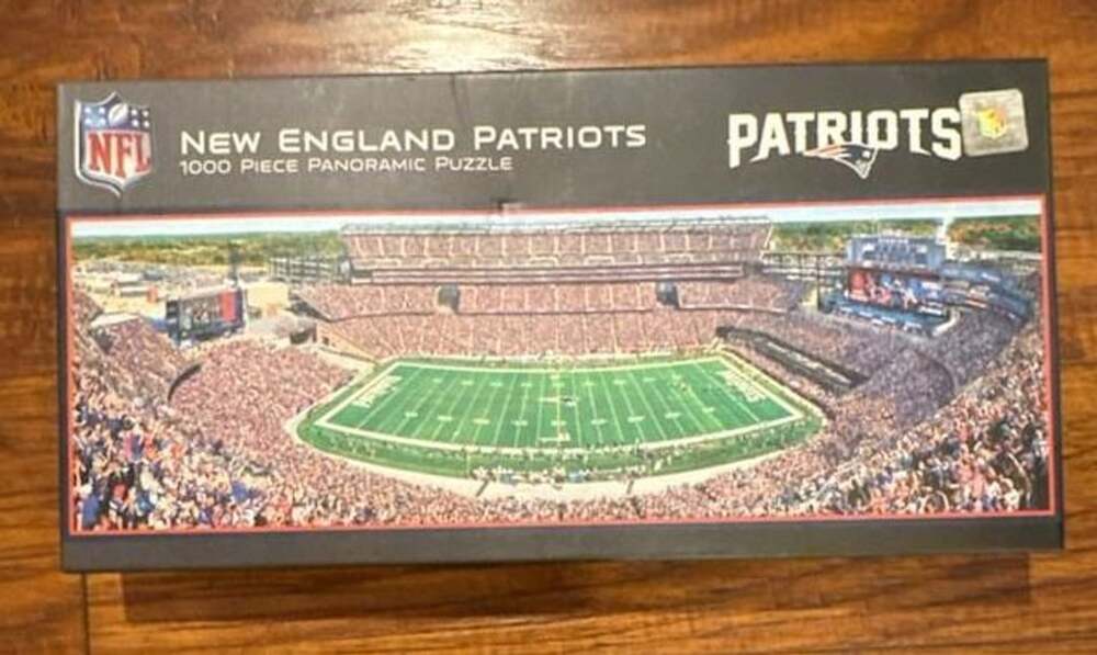 MasterPieces NFL New England Patriots 1000-Piece Panoramic Puzzle